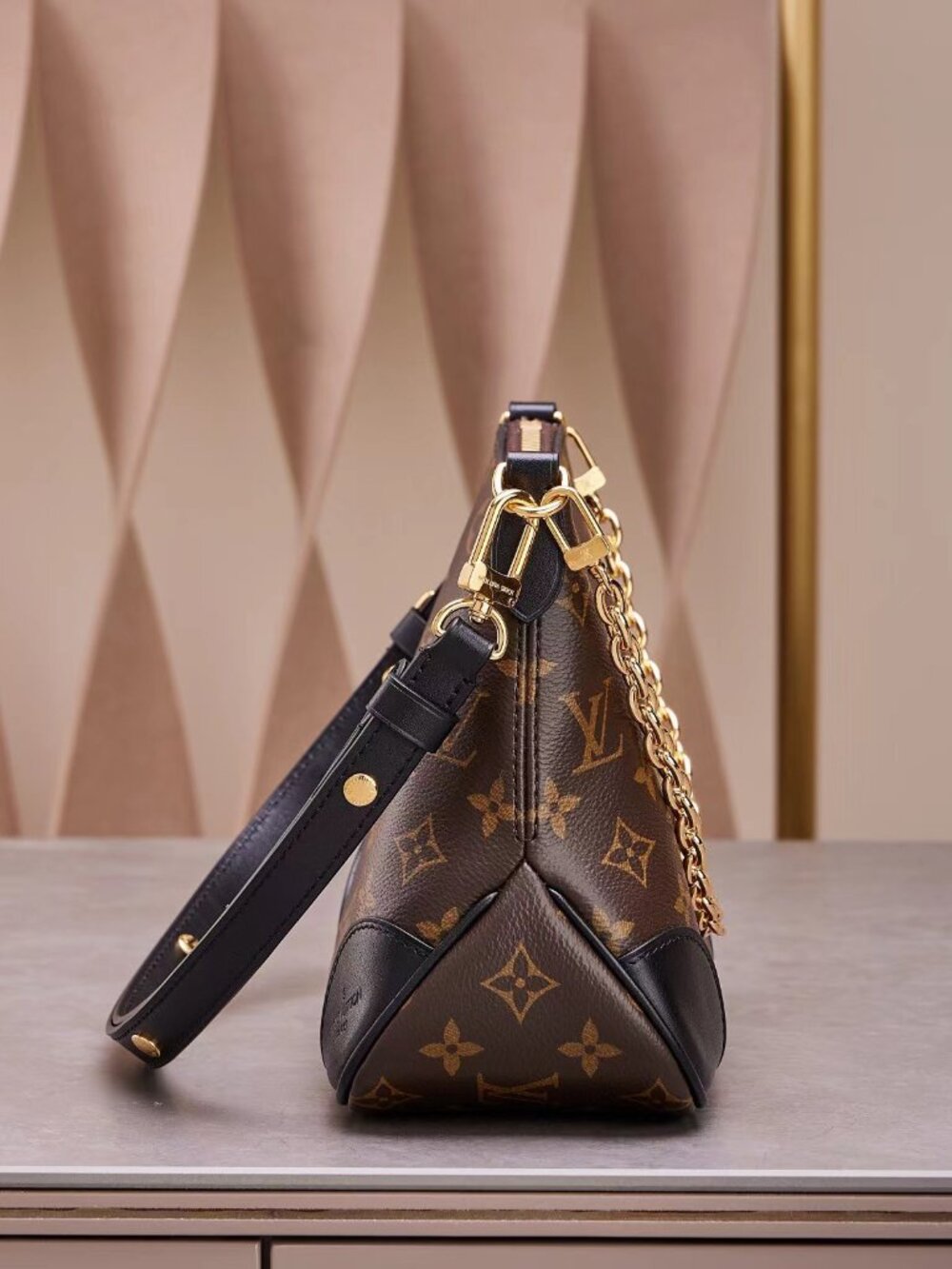🍷LV Boulogne Bag with gold chain and black leather strap - Picture 7 of 7